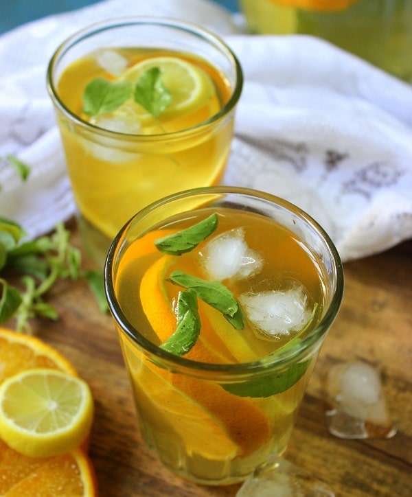 Iced Green Tea Citrus Detox drink